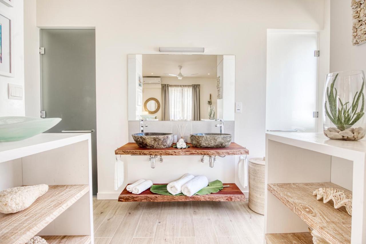 Pineapple Beach Villas Baie Lazare  Экстерьер фото