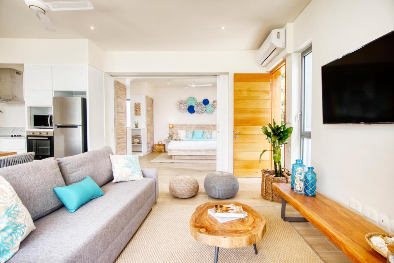 Pineapple Beach Villas Baie Lazare  Экстерьер фото