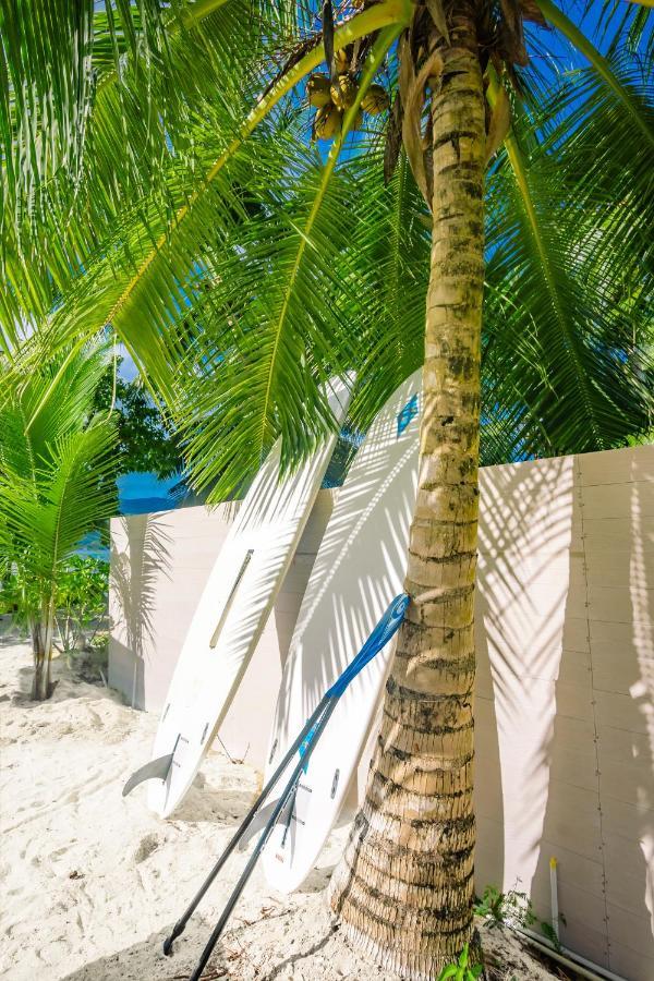 Pineapple Beach Villas Baie Lazare  Экстерьер фото