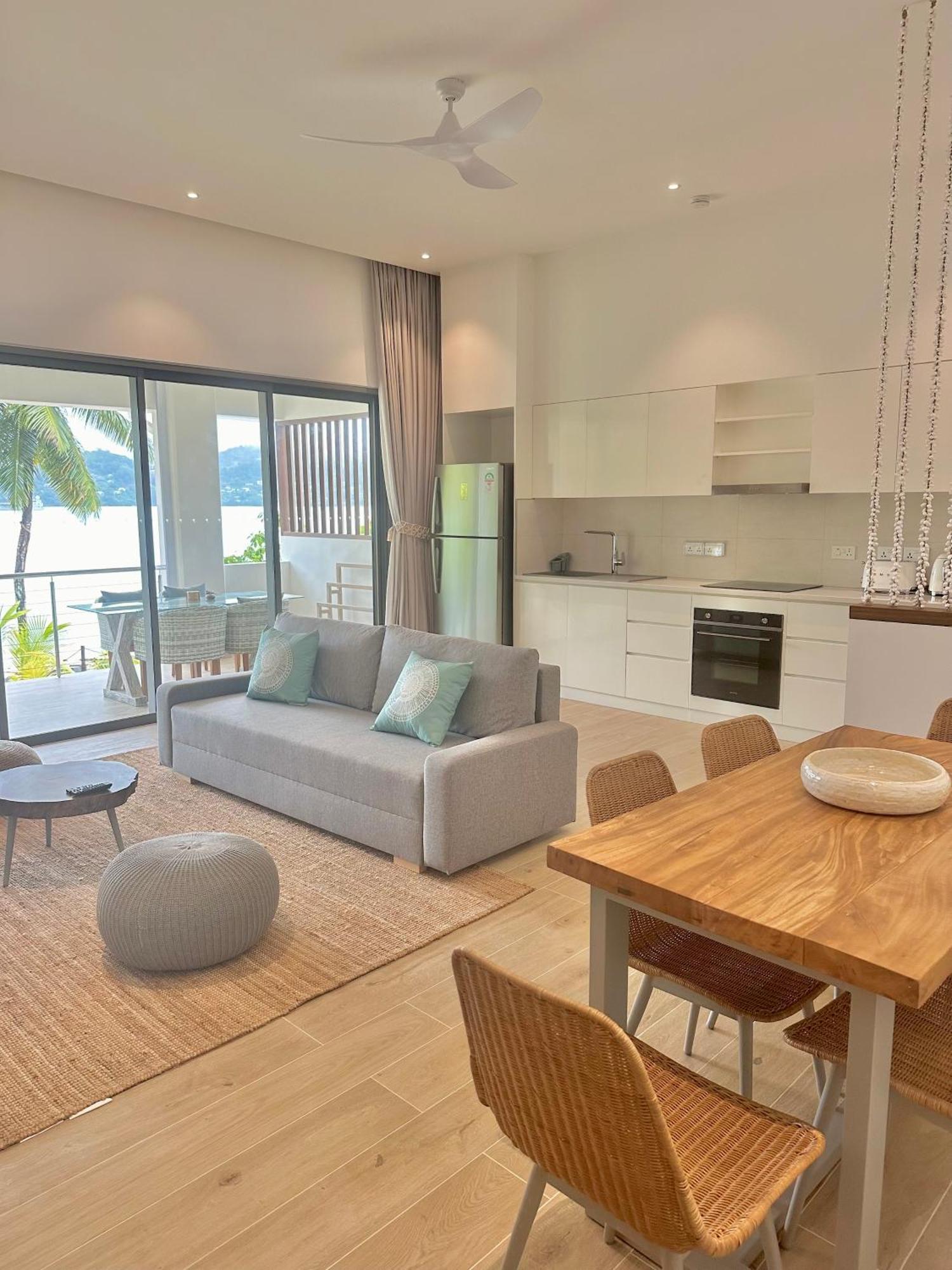 Pineapple Beach Villas Baie Lazare  Экстерьер фото